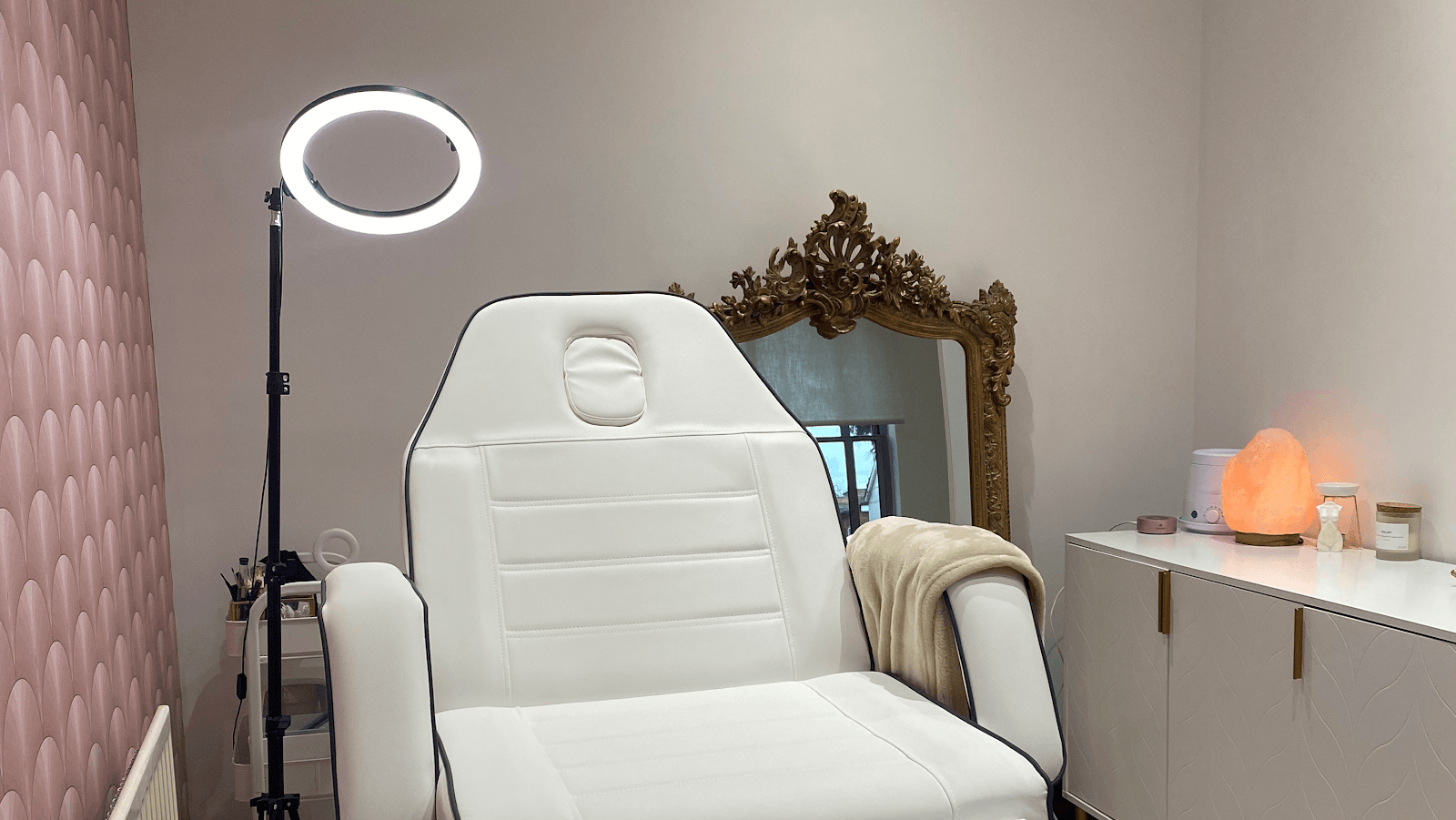 Eisha's Beauty Room, photo 2