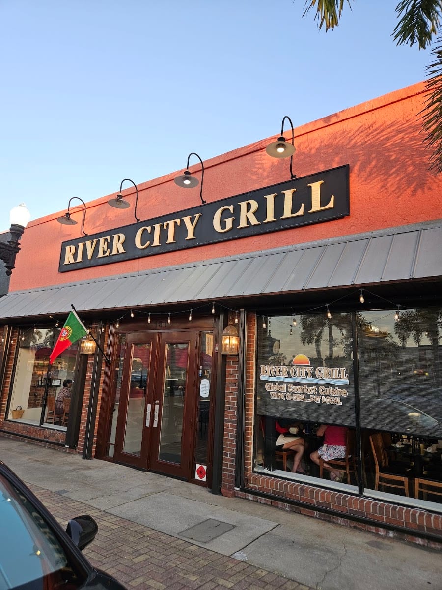 River City Grill, photo 3