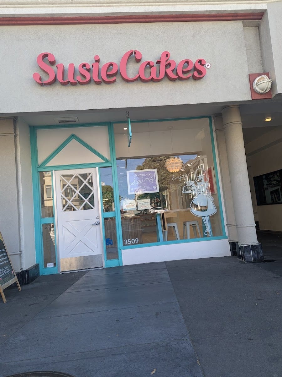 SusieCakes - Laurel Village