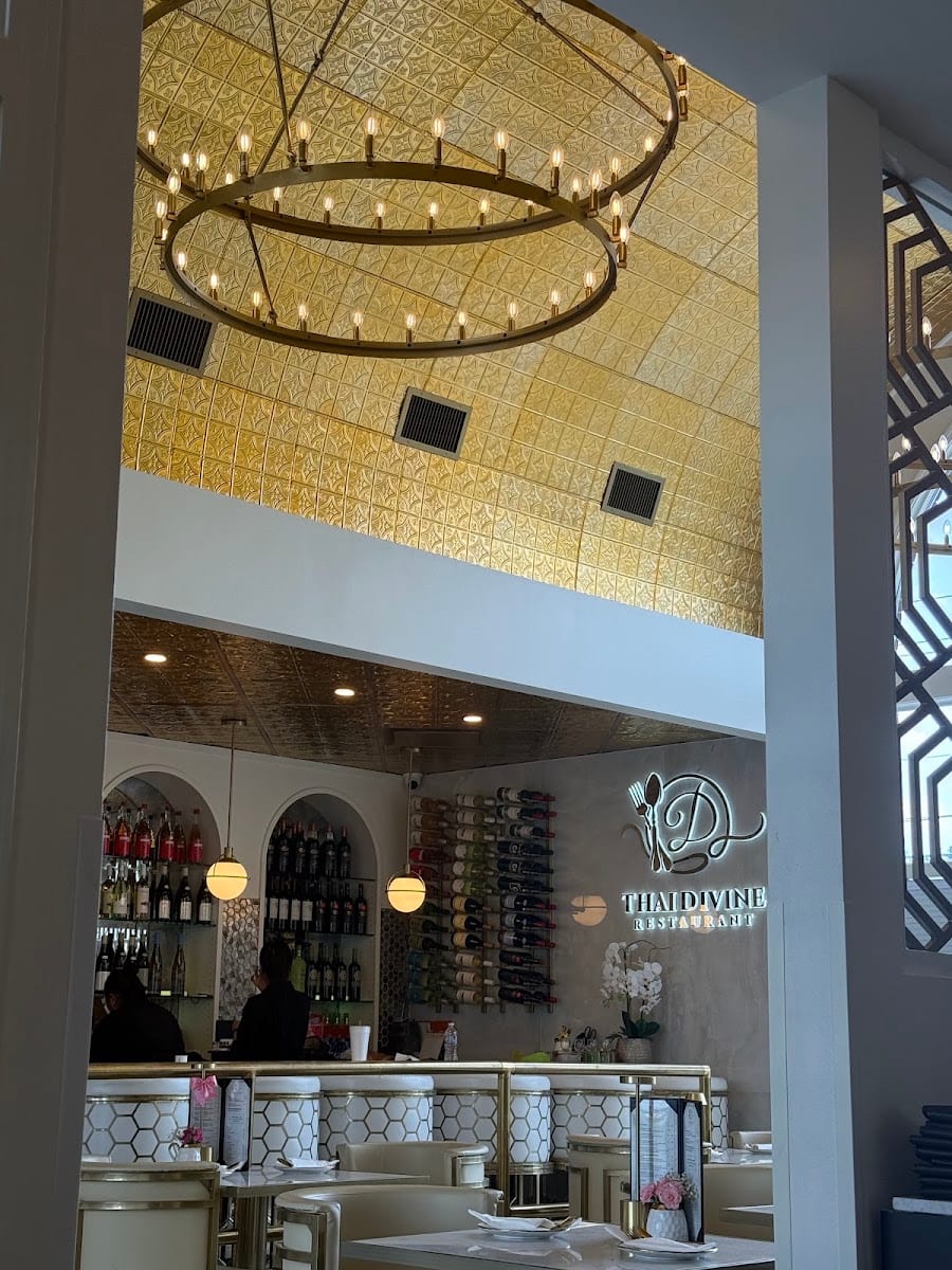 Thai Divine Restaurant