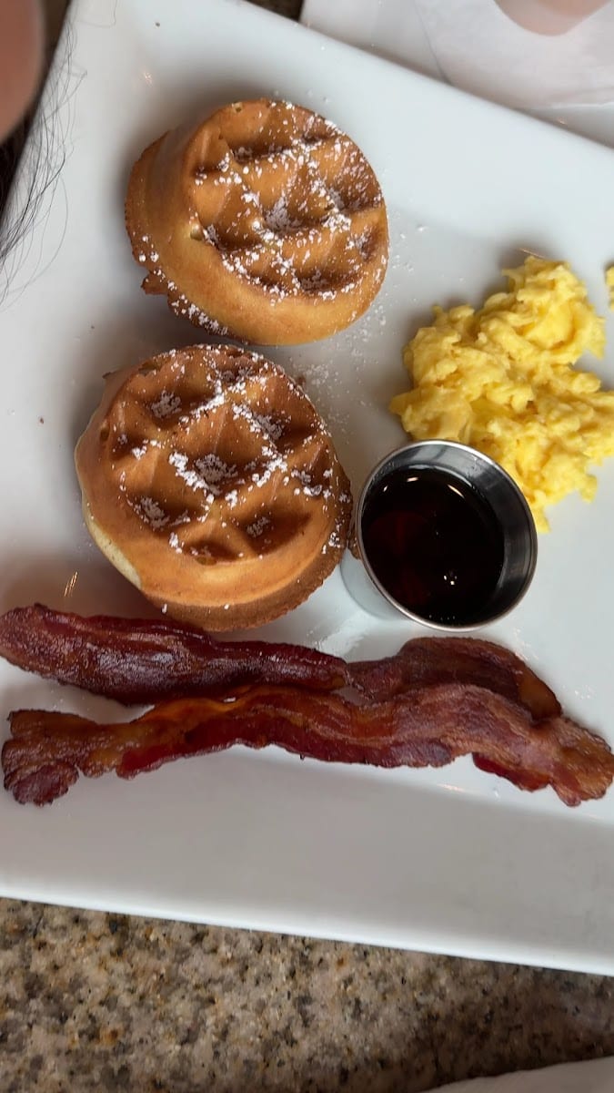 Barneys Brunch House, photo 3