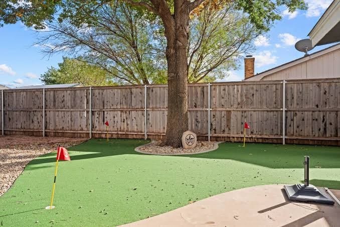 Pool | Golf Course | Unique Theme | Putting Green