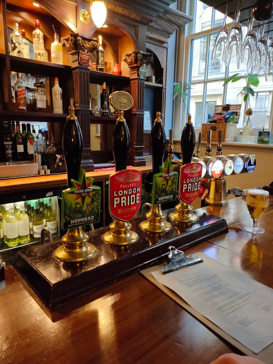 The Harrow, EC4