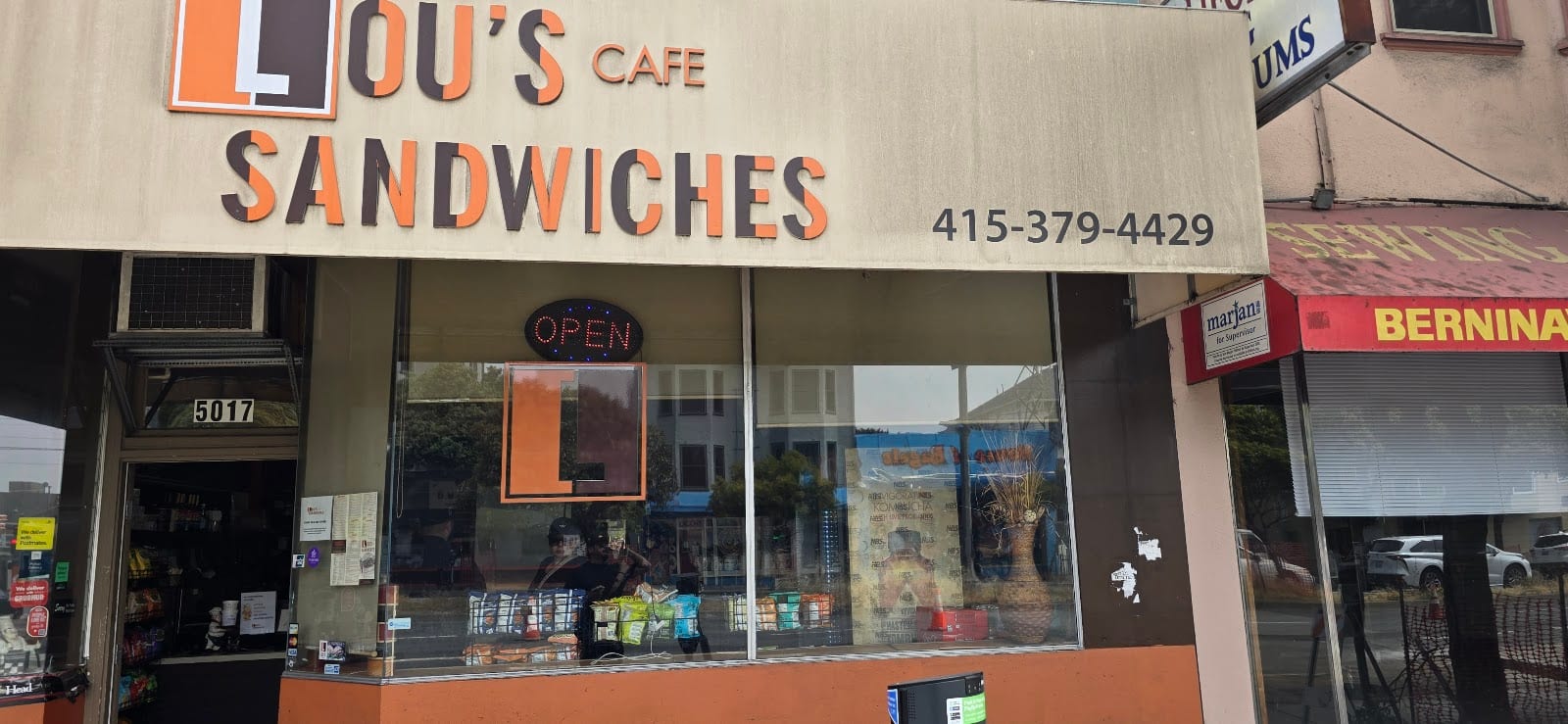 Lou's Cafe