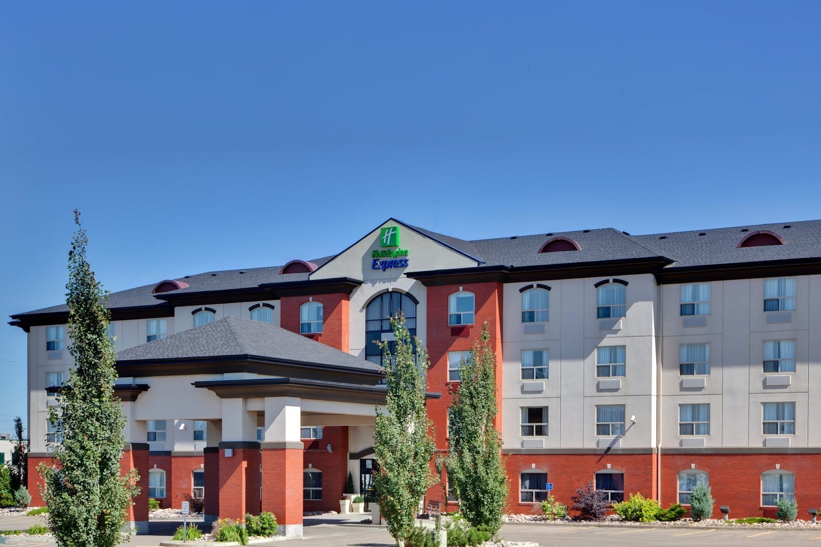 Four Points by Sheraton Sherwood Park, photo 2