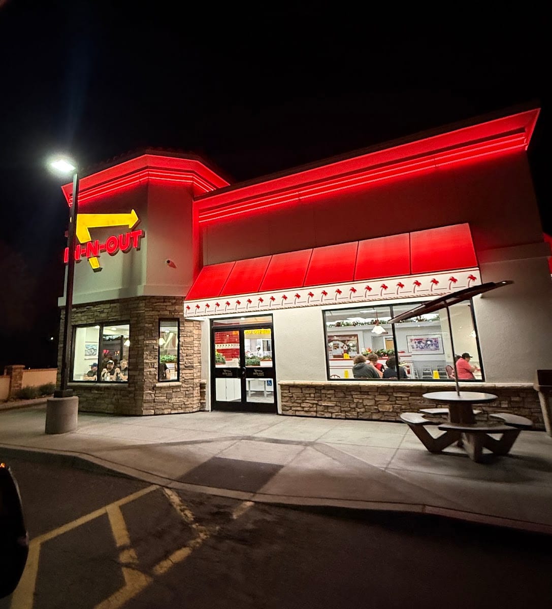 In-N-Out Burger, photo 2