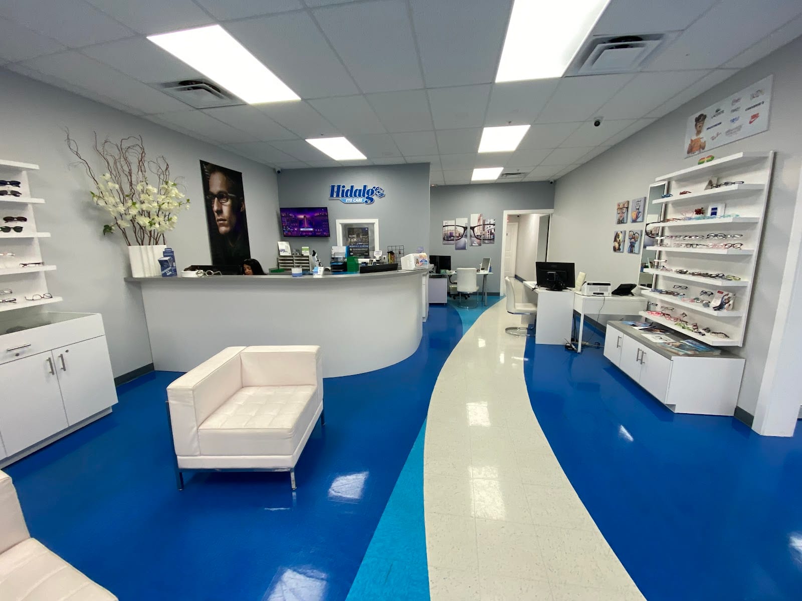 HIDALGO EYE CARE & OPTICAL