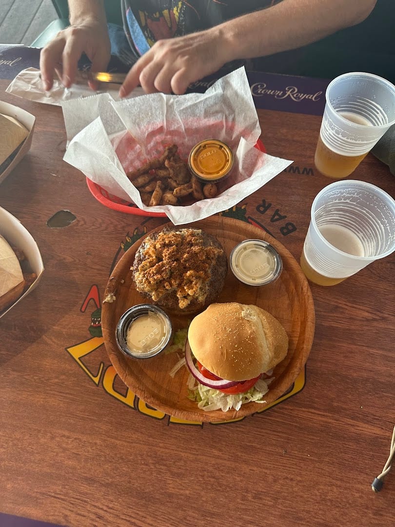 Gatorz Bar and Grill, photo 4