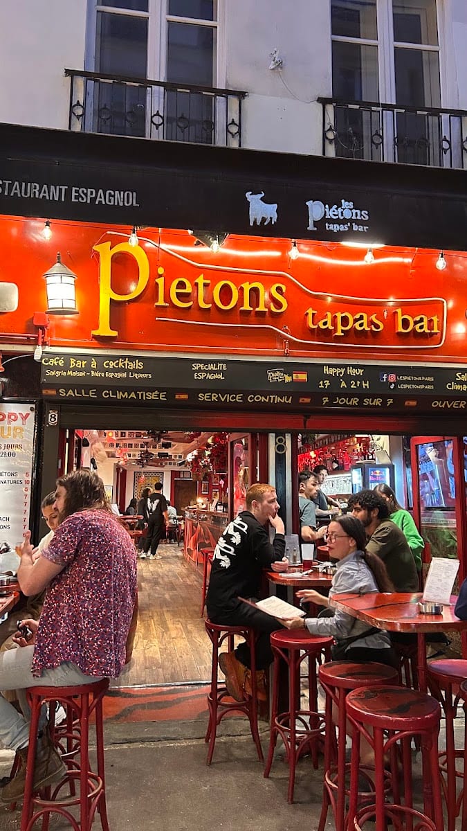 Les Piétons