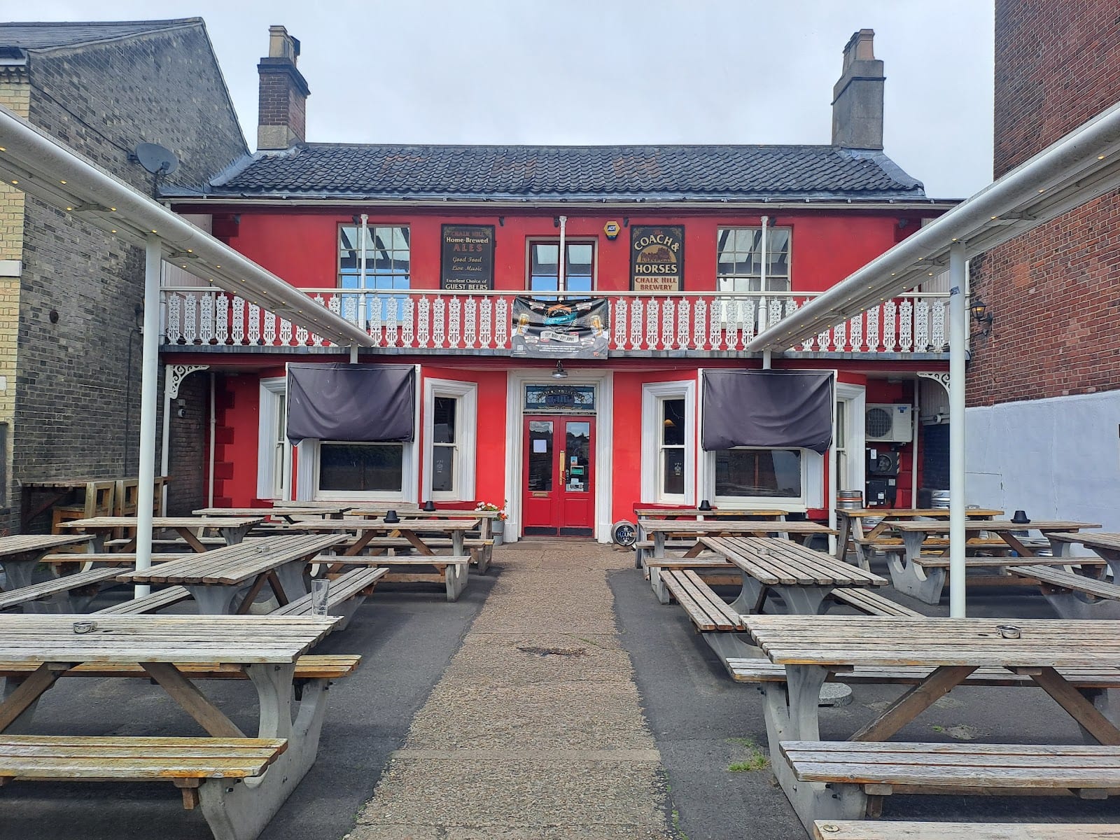 Coach and Horses, photo 2