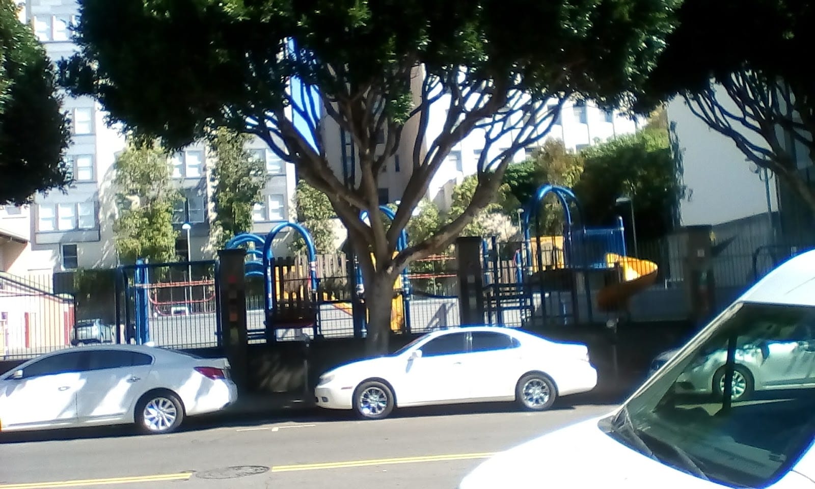 Tenderloin Playground, photo 2