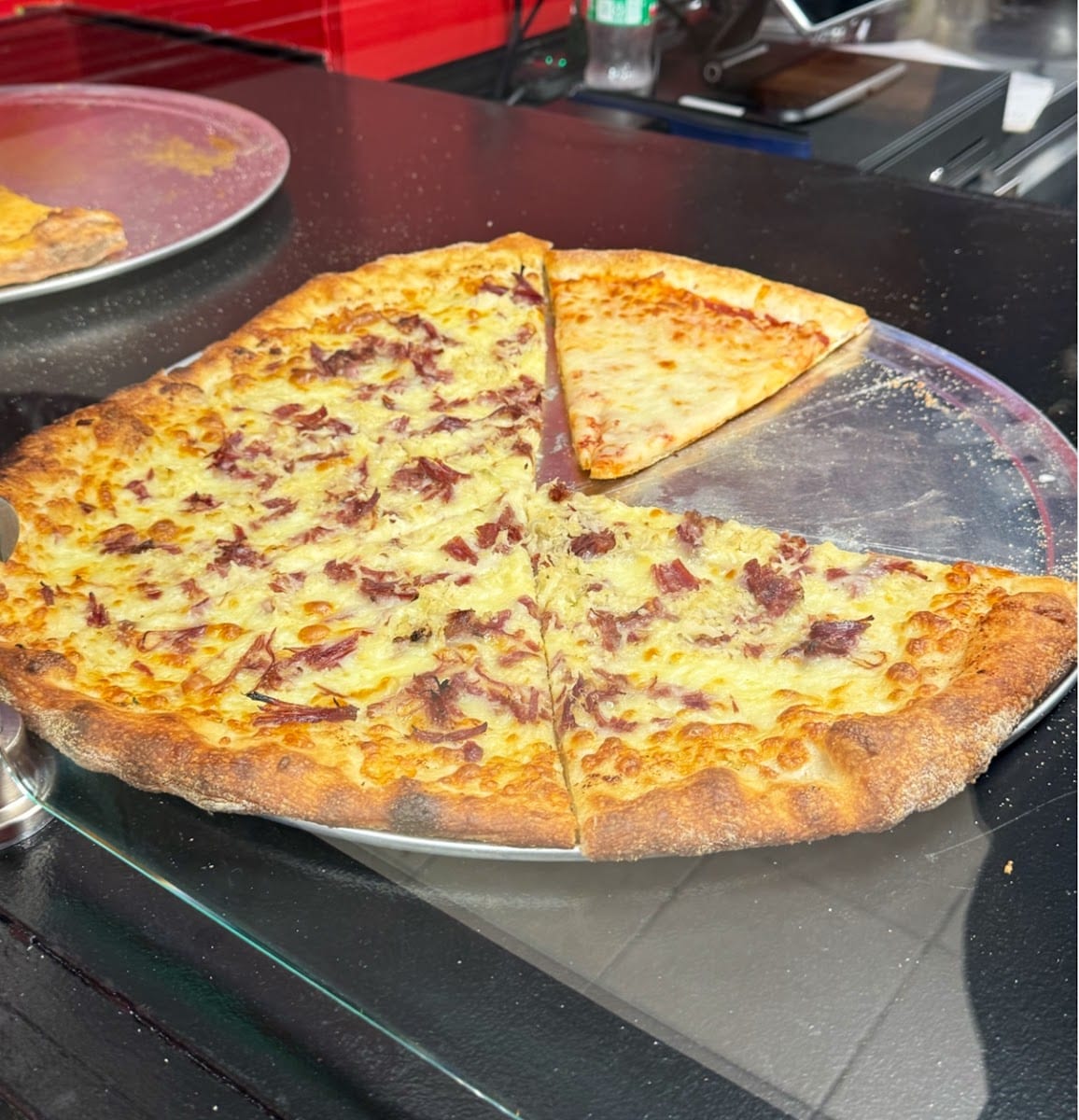 Temple Pizza, photo 2