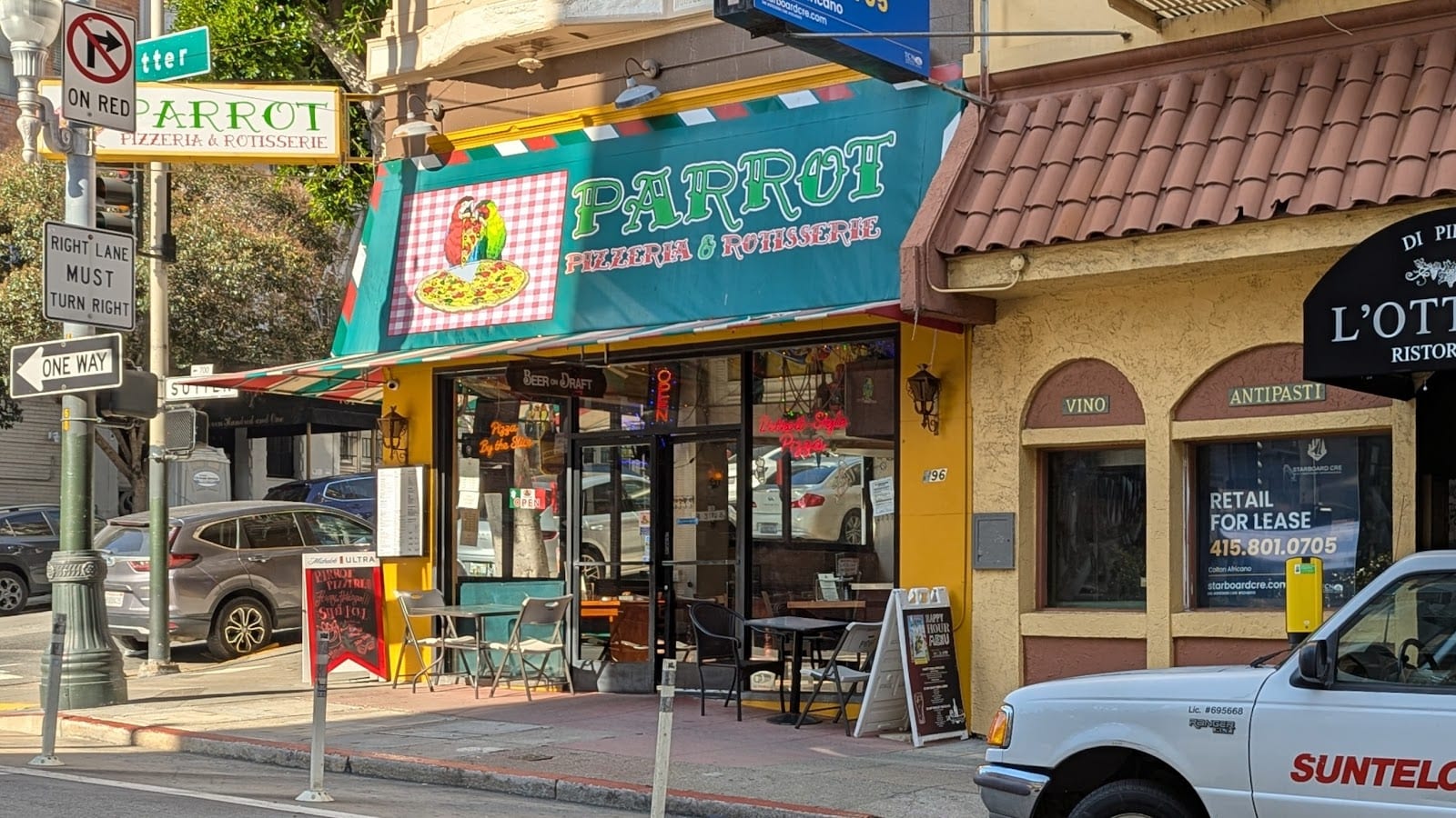 Parrot Pizzeria & Rotisserie, photo 2