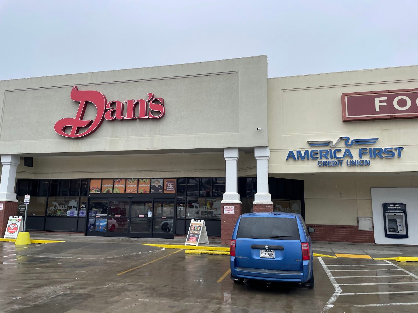 Dan's Market Foothill