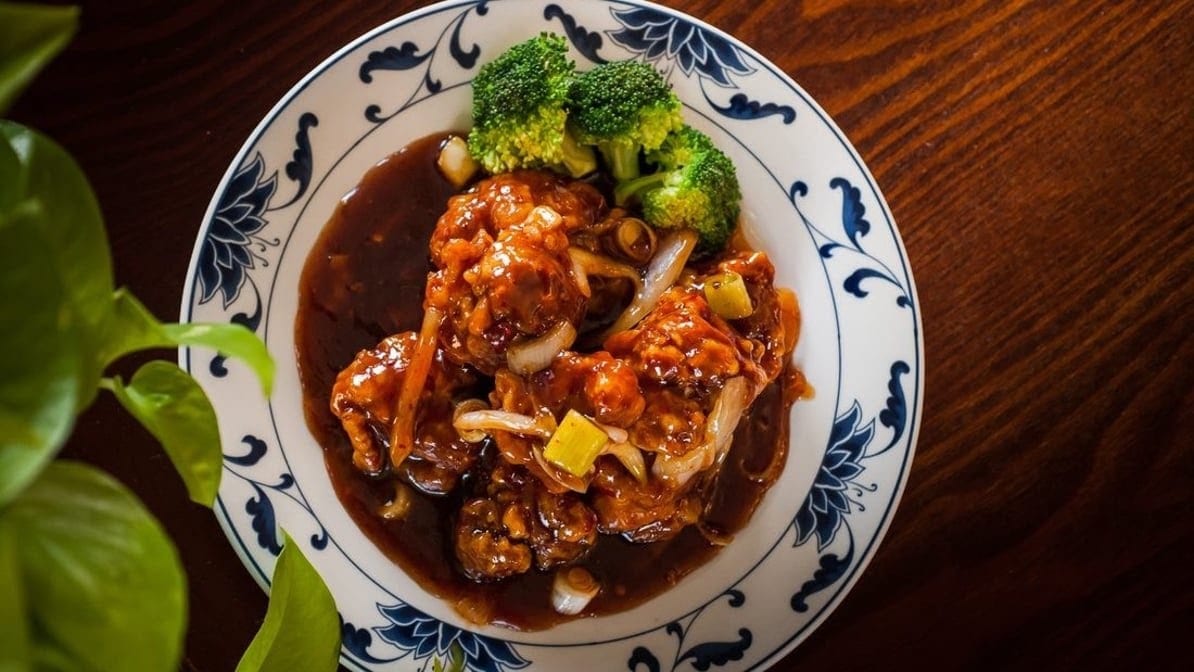 Wok N Roll