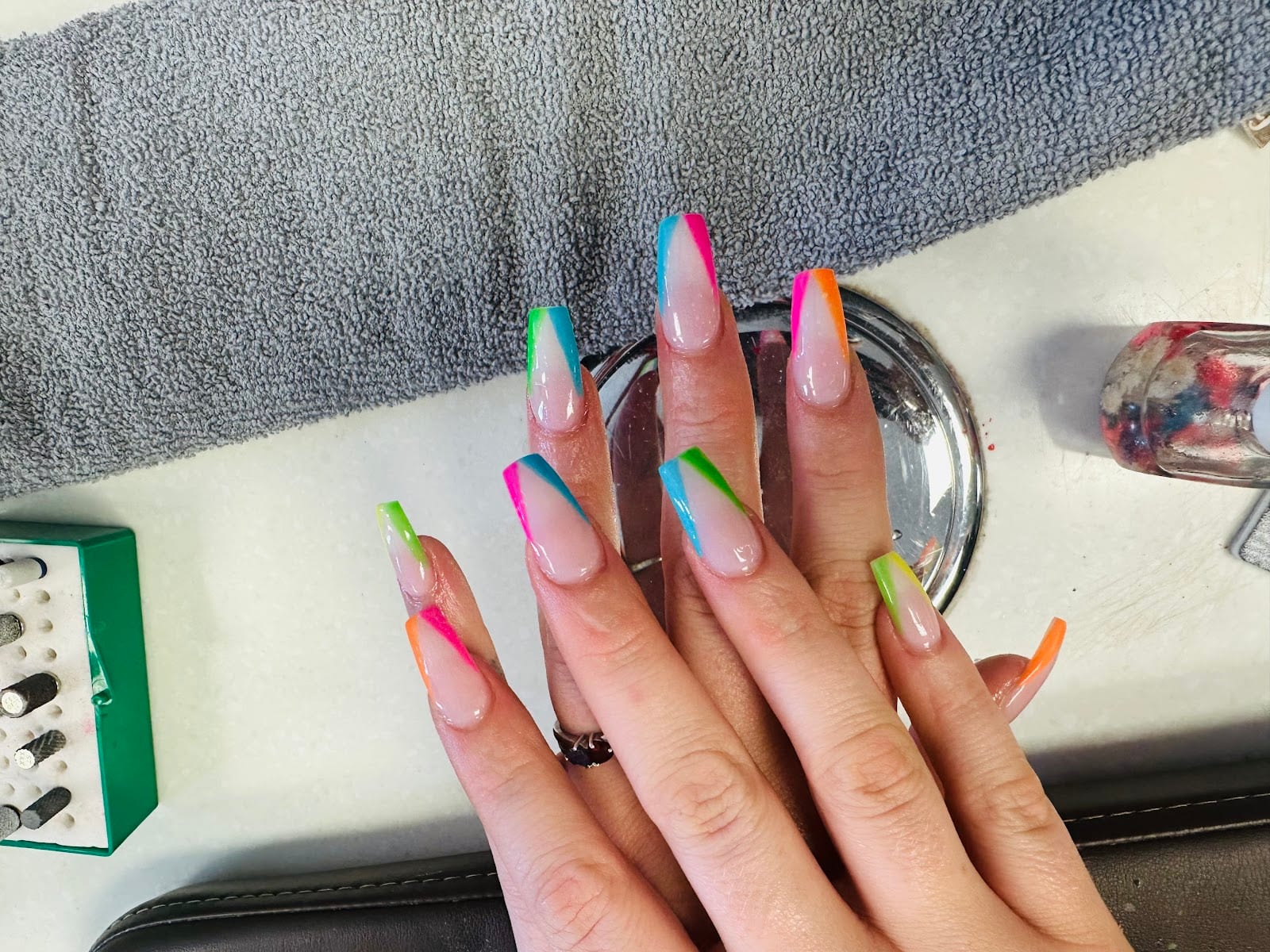 LV Nails & Spa, photo 2