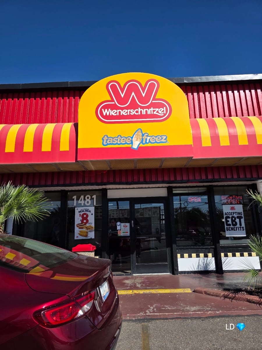 Wienerschnitzel