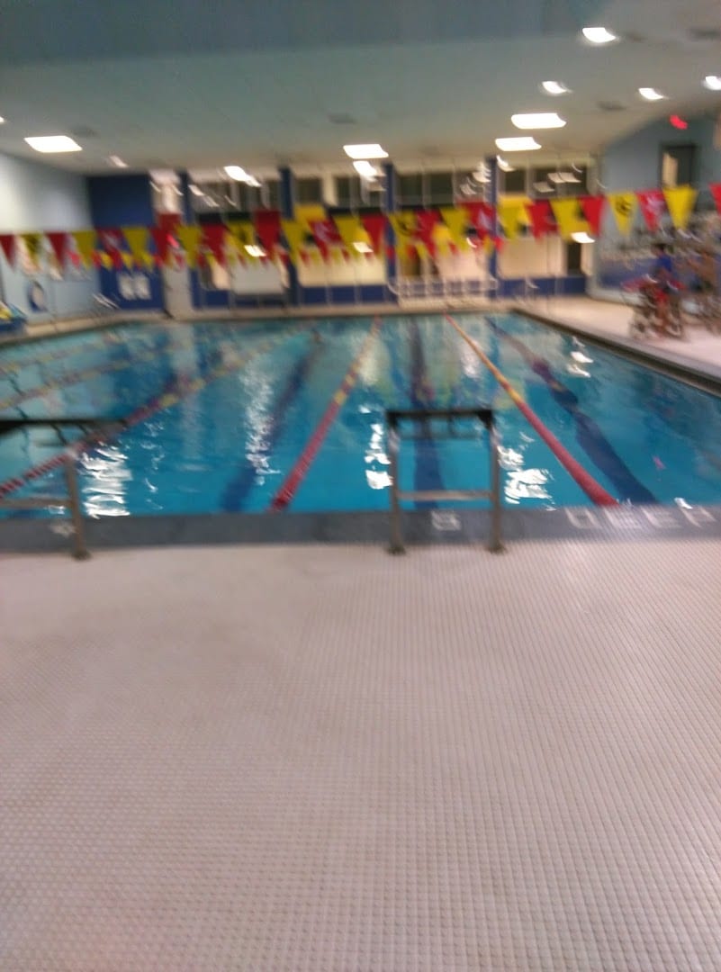 Y Tennis Center, photo 2