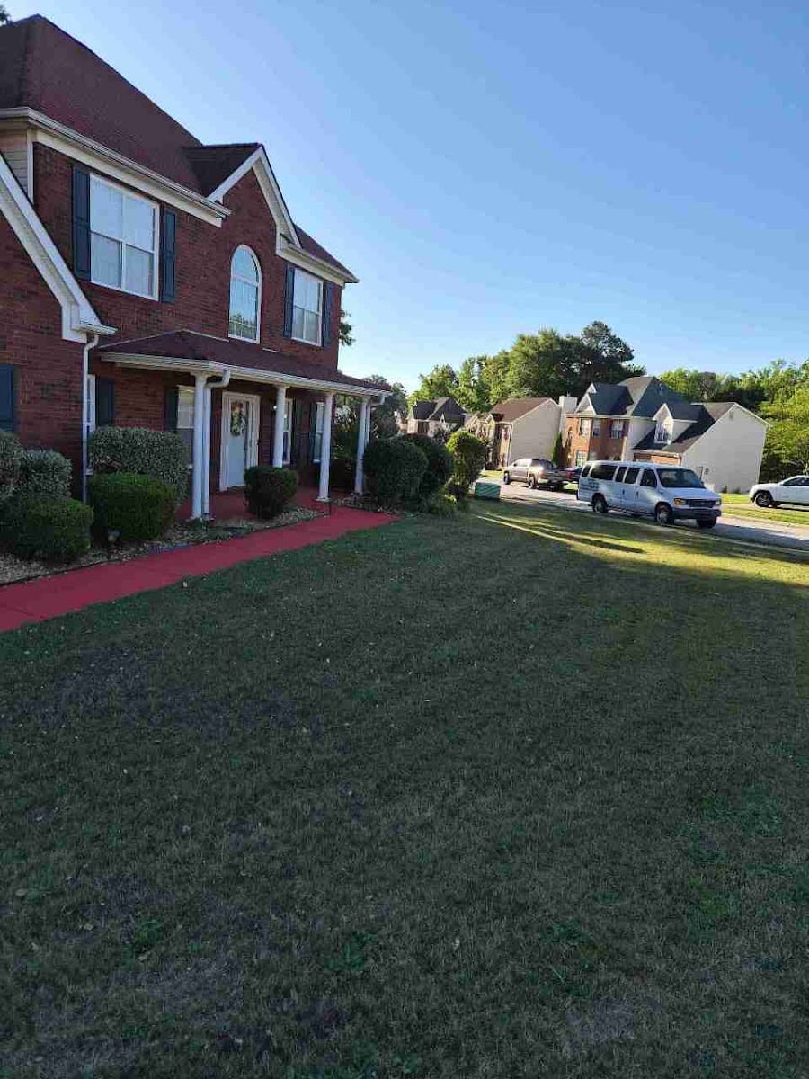 LawnStarter - Jacksonville Landscaping