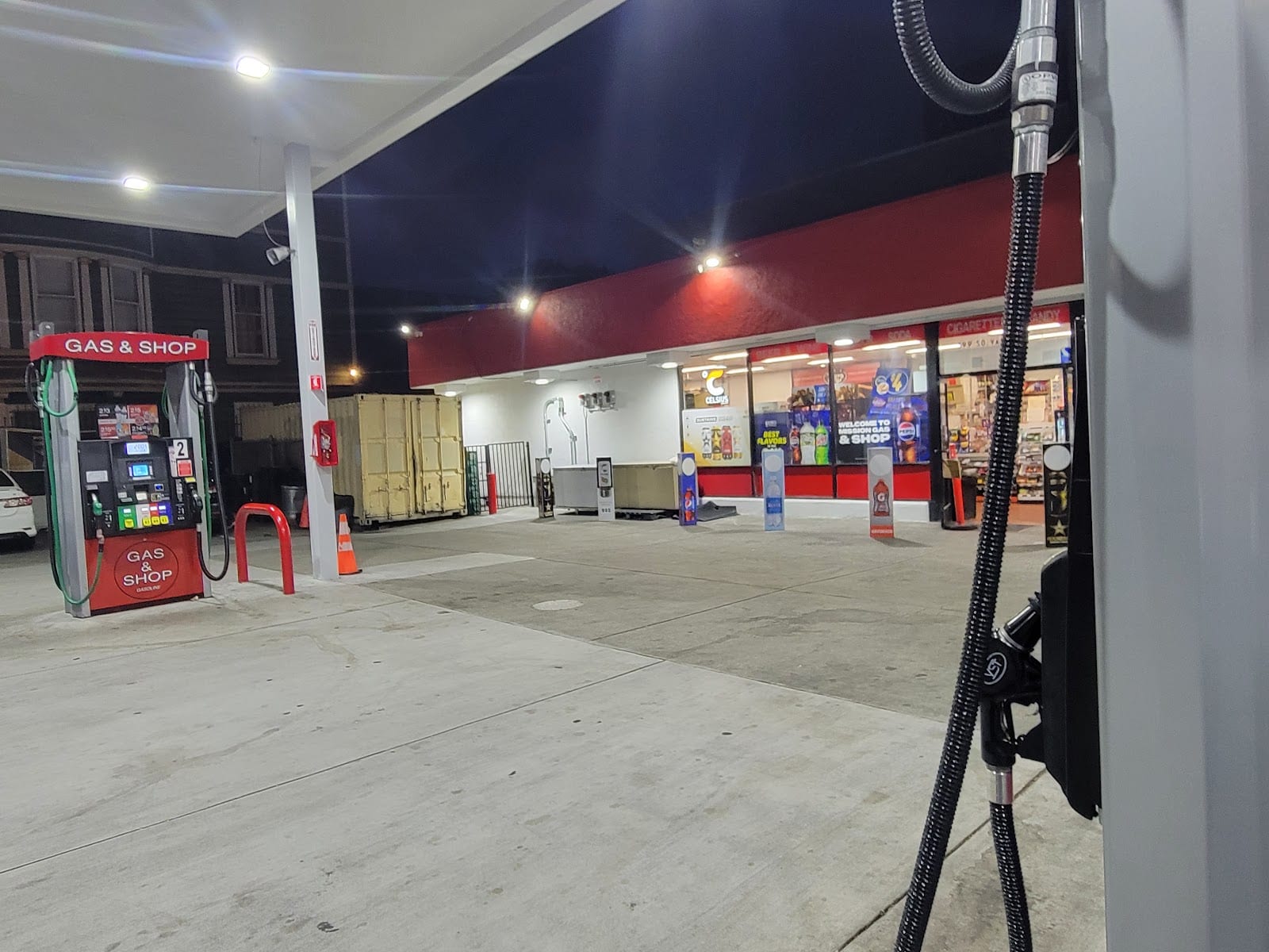 Gas & Shop Gasoline, photo 3