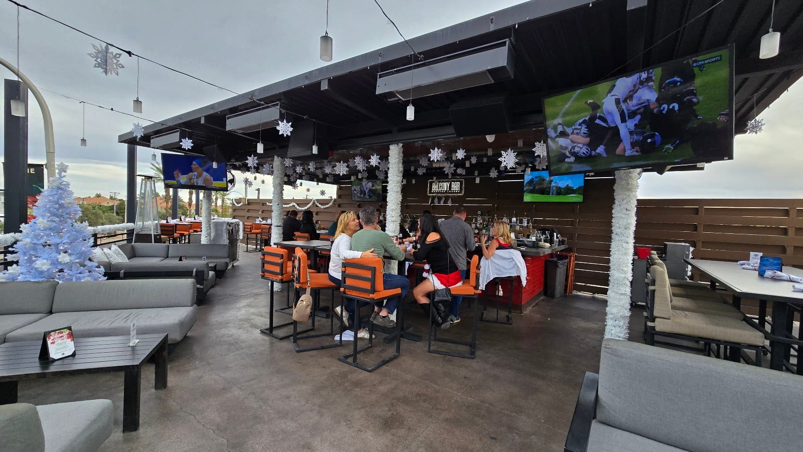 Balcony Bar