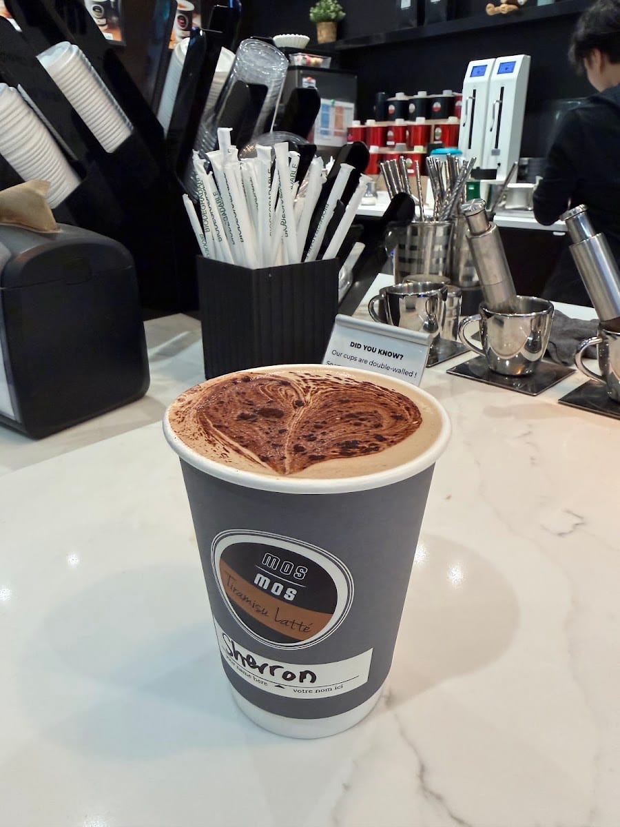 Mos Mos Coffee & Cookie Shop, photo 4
