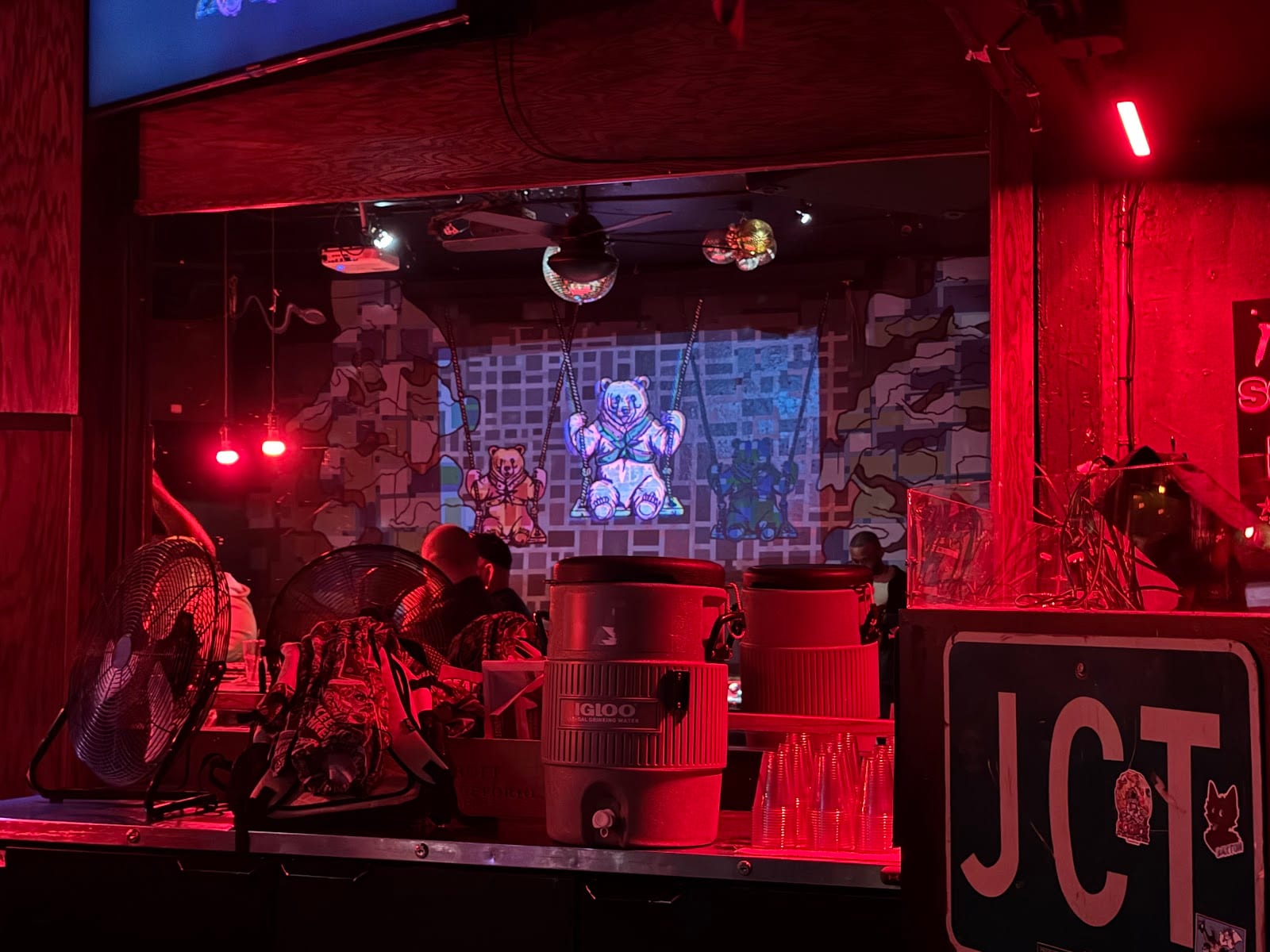 Lone Star Saloon