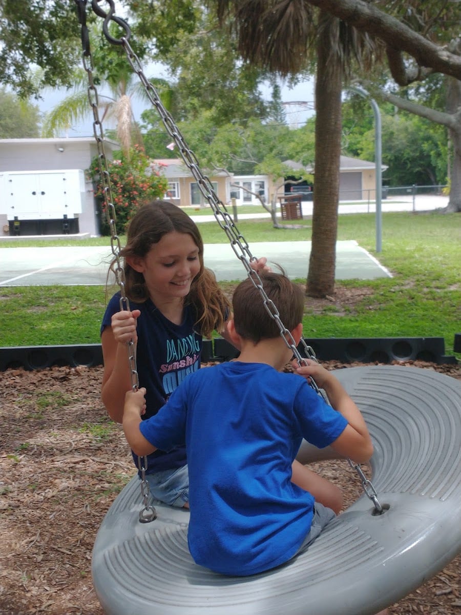 Mundy Park, photo 3
