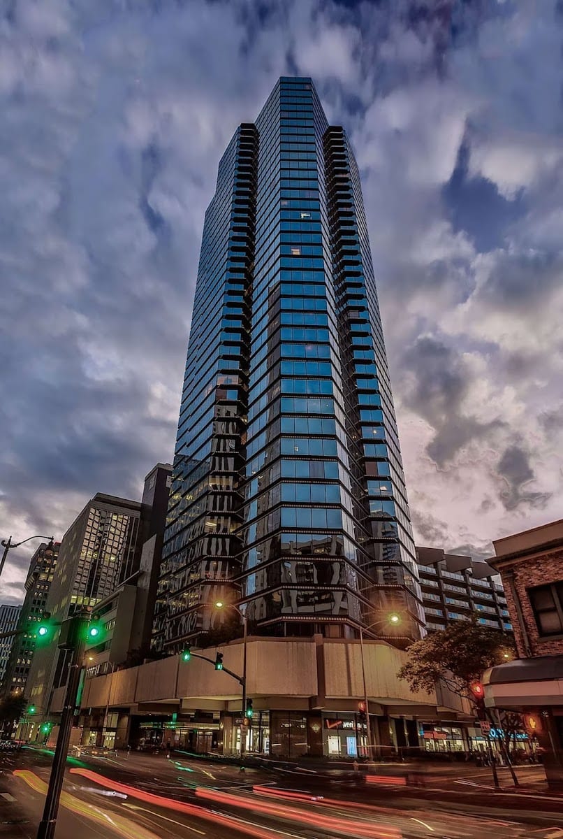 Executive Centre Apartments, LLC