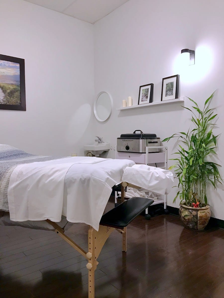 Jesse's RMT Clinical Massage ( Pain Management and Stress Relief Clinic )