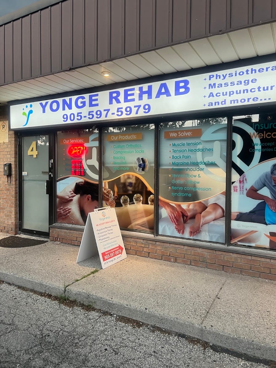 Yonge Rehab, photo 2