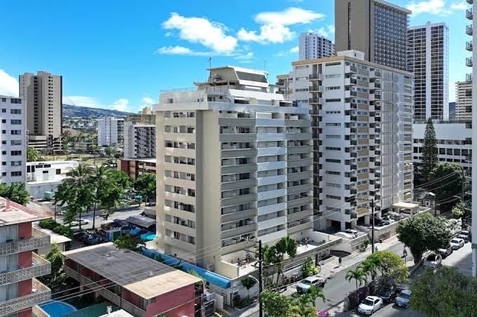 Private Unit 2 Blocks To Beach Legal Vacation Rental 1 Bedroom Condo