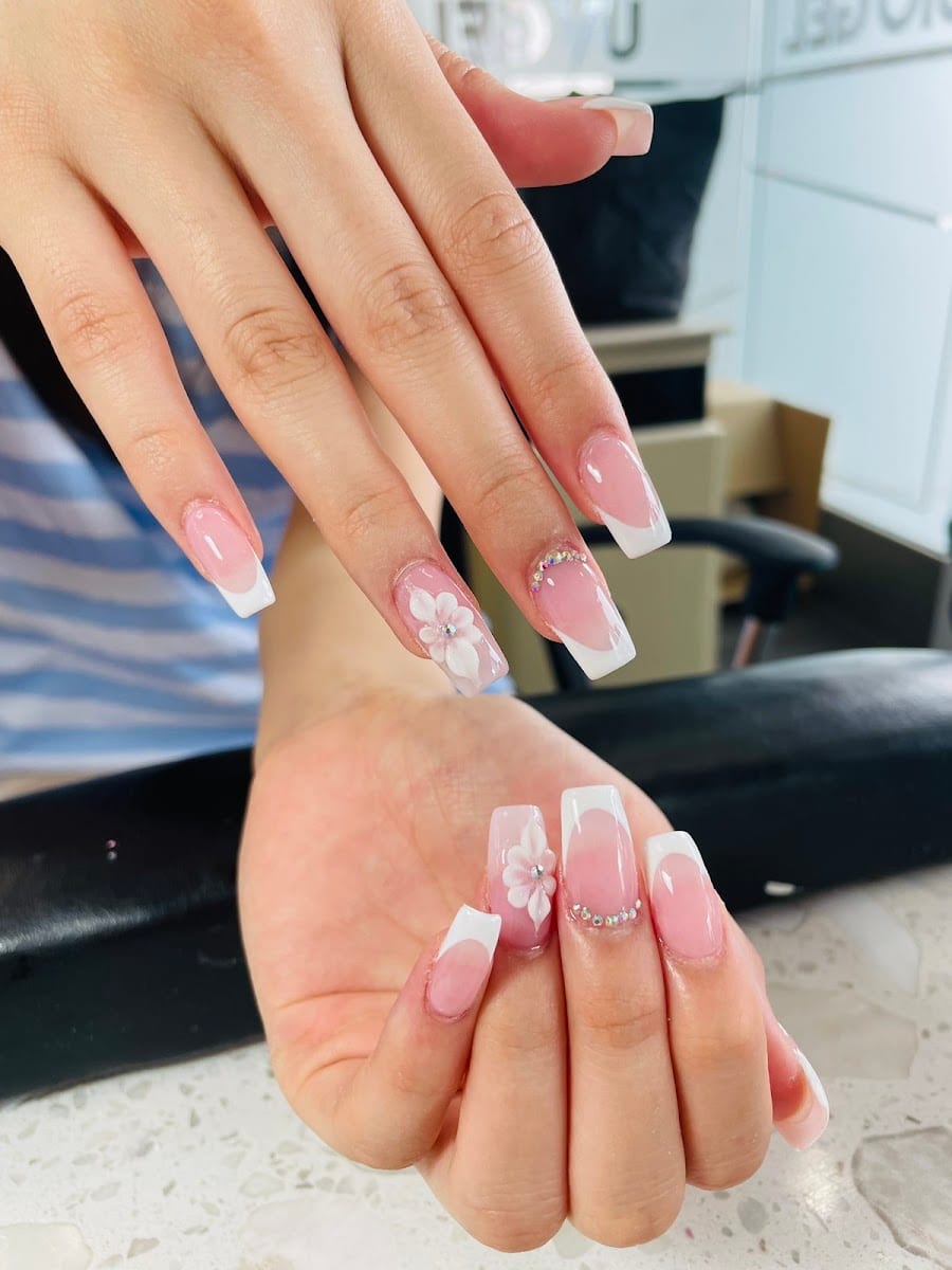 Lawrence Nails