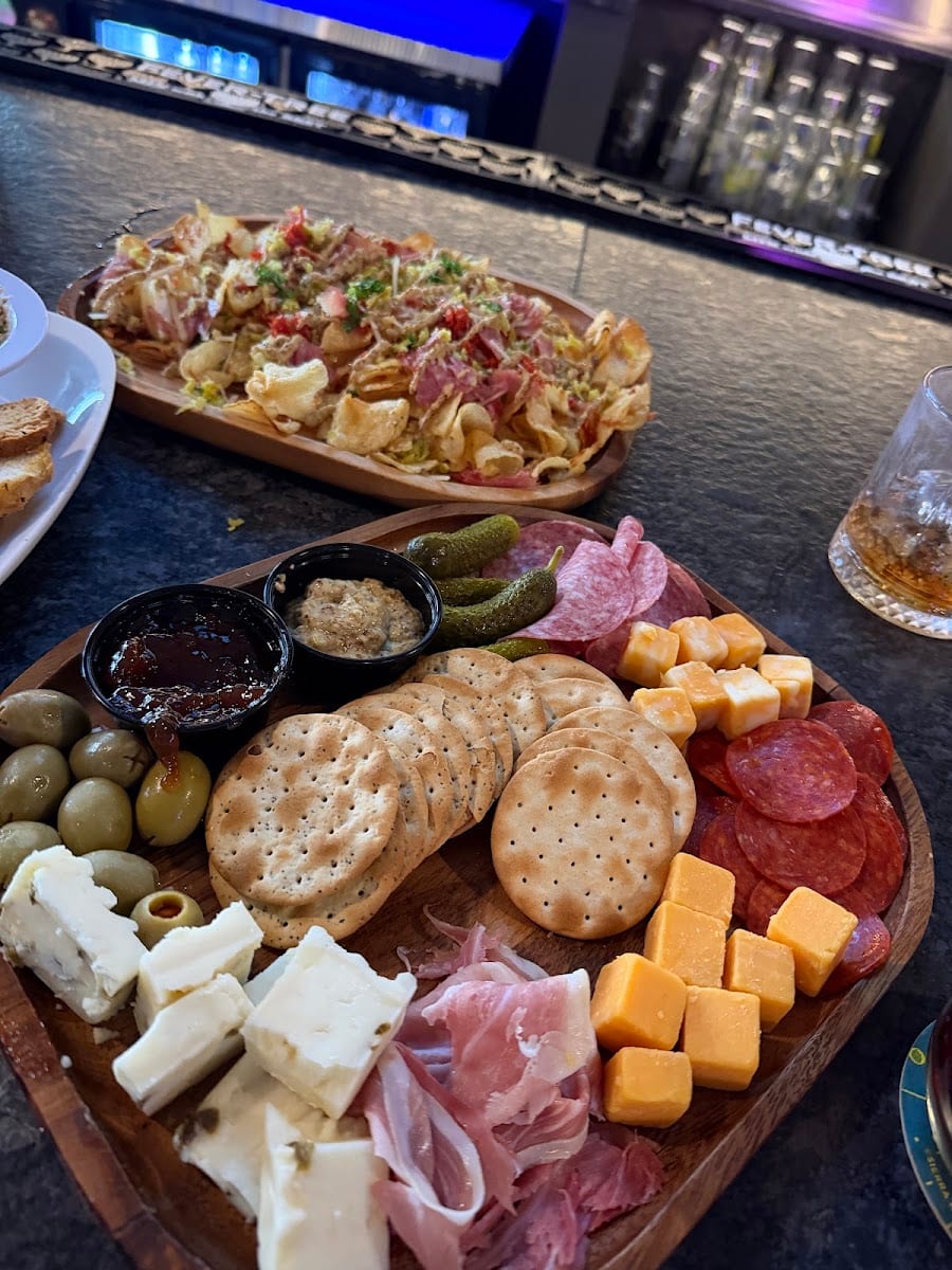 Pints Bites & Jams, photo 3