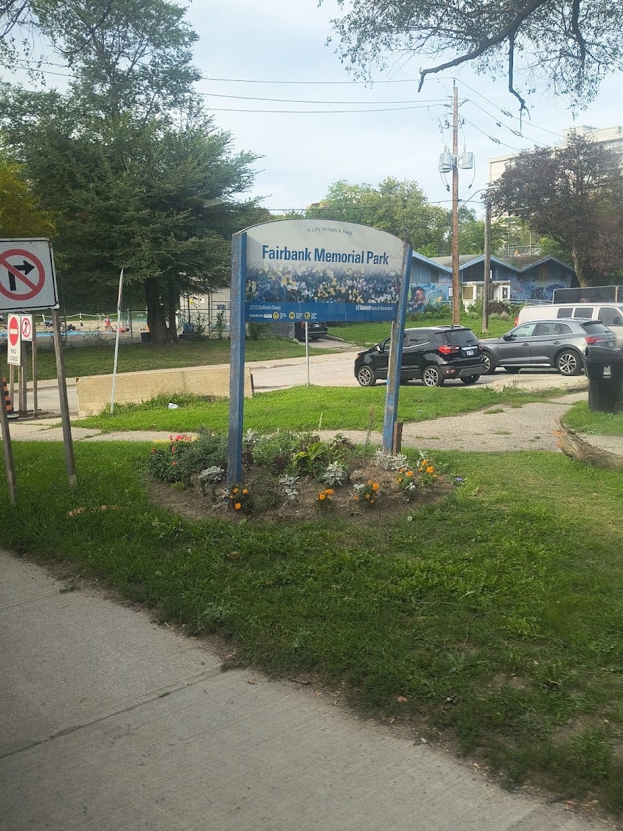 Fairbank Memorial Community Recreation Centre, photo 3