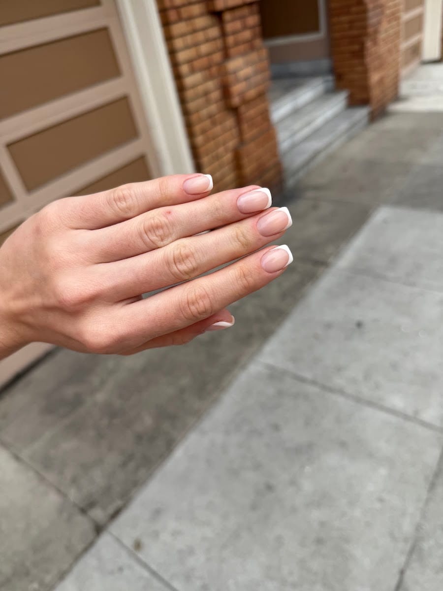 Farida Nail Studio LLC