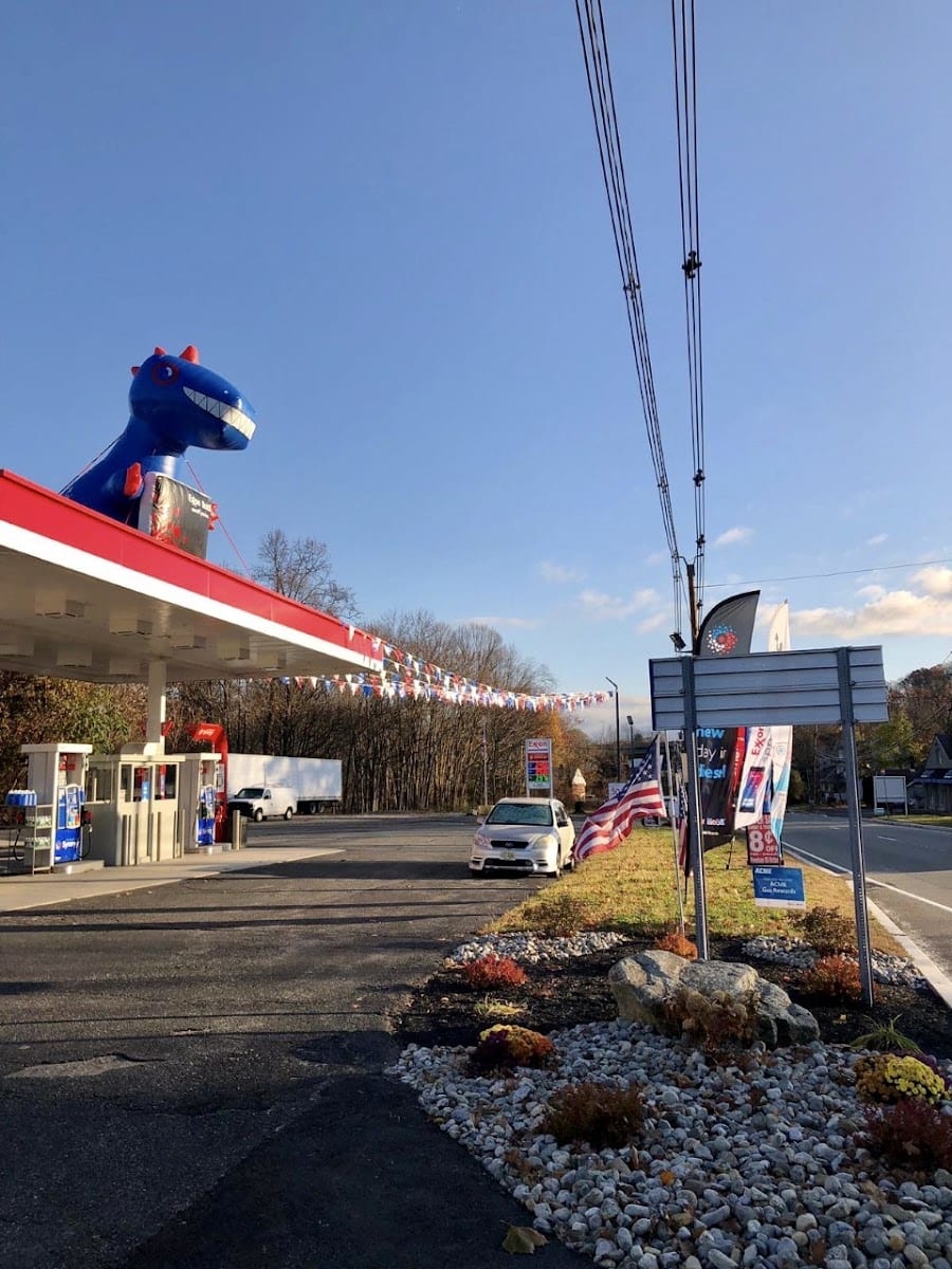 Exxon, photo 2
