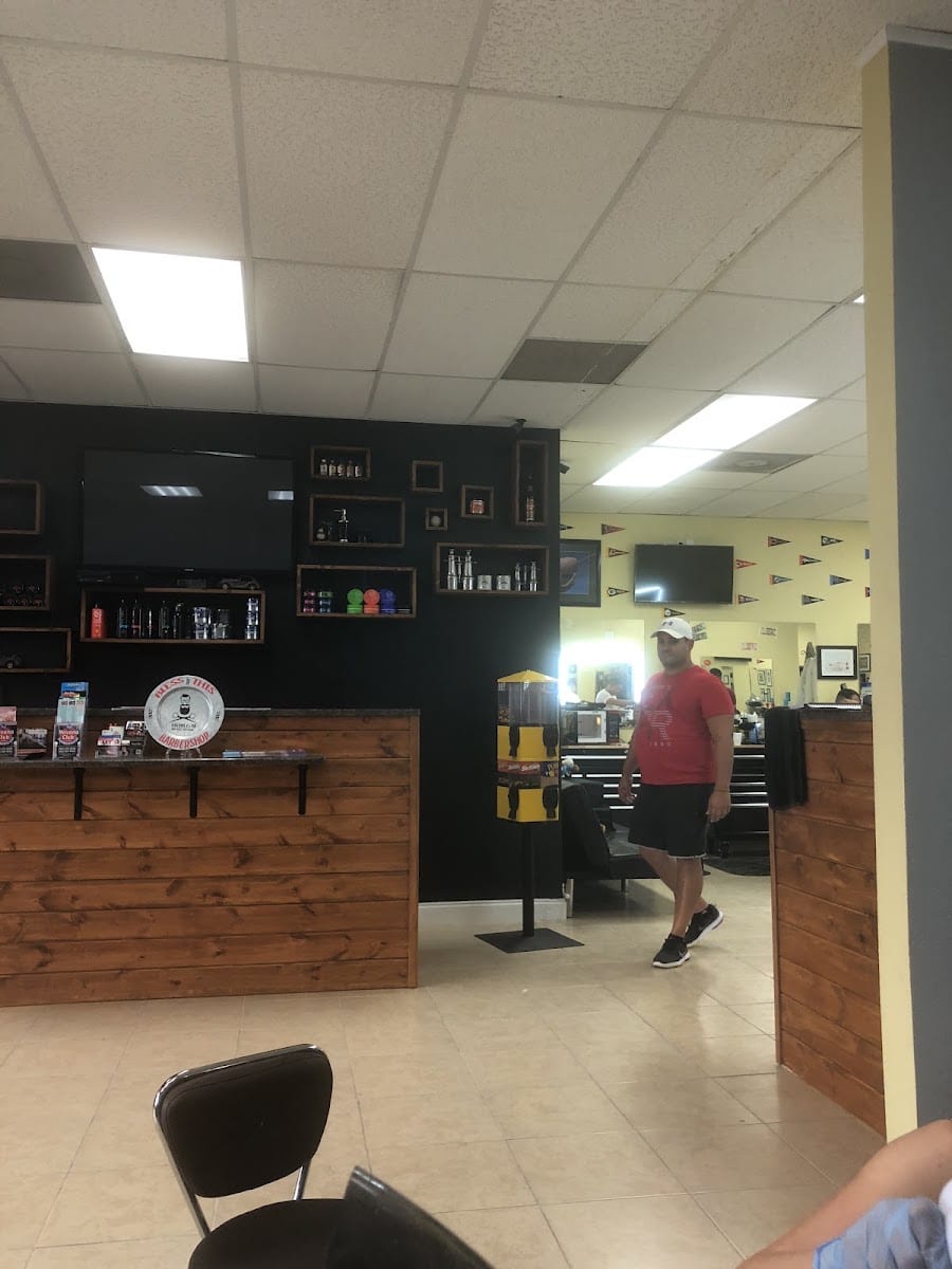 Upper Deck Barbershop, photo 3