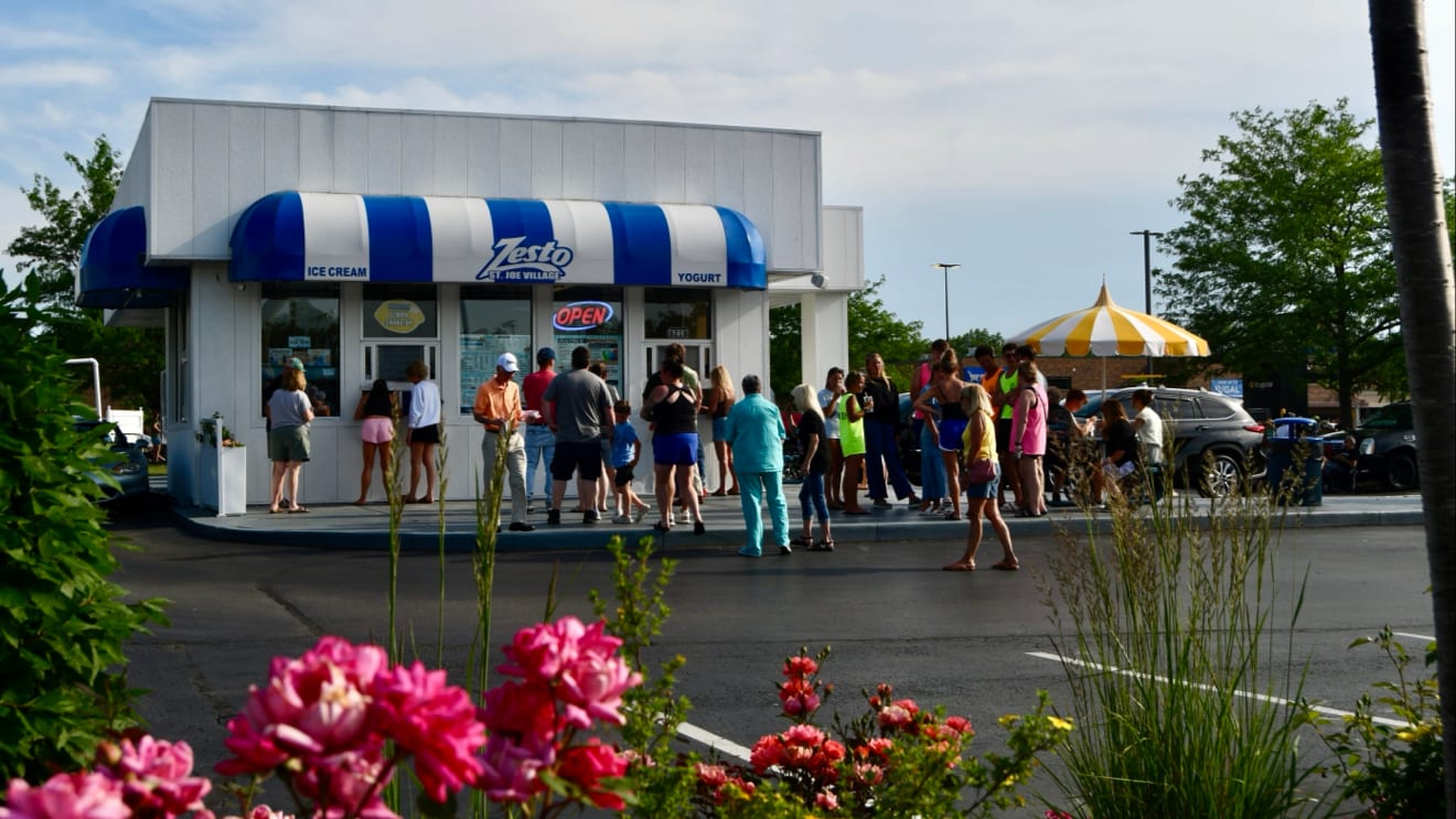Zesto Ice Cream St. Joe Village, photo 4
