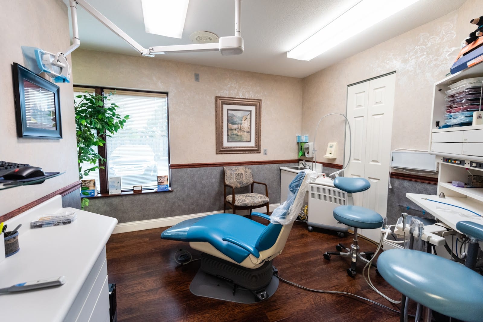 Philip C Roach, DDS