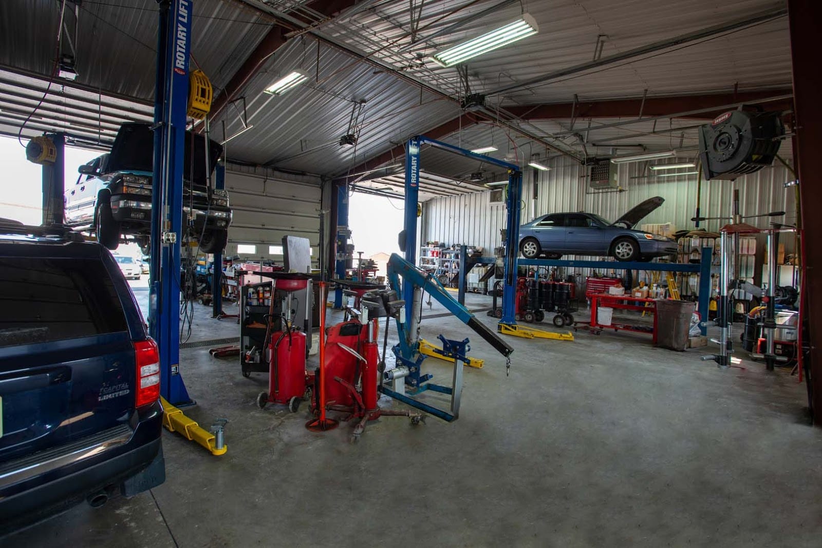 DJ's Automotive