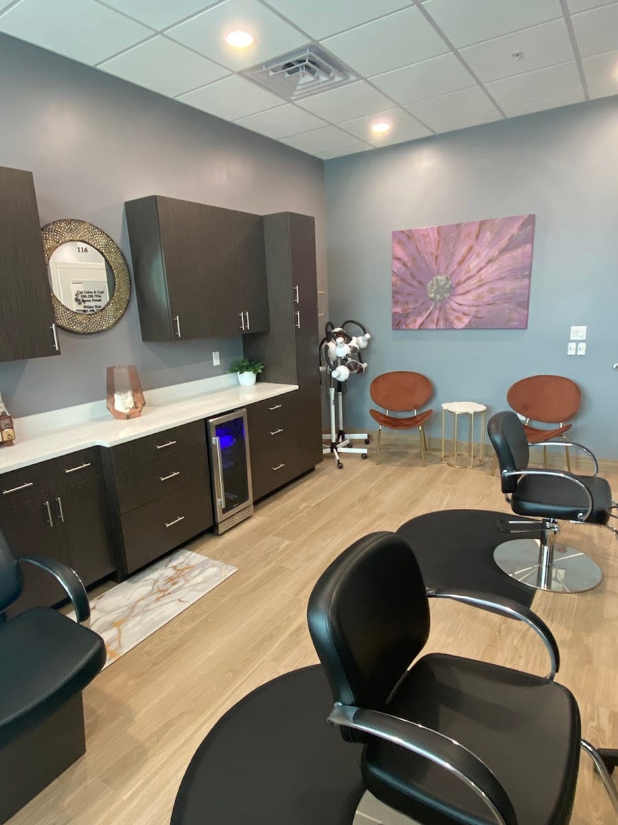 Wild Cactus Salon, photo 4