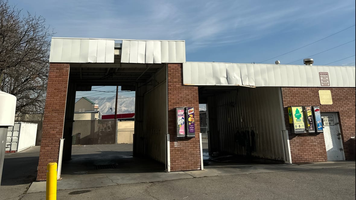 Spencer’s car wash, photo 2