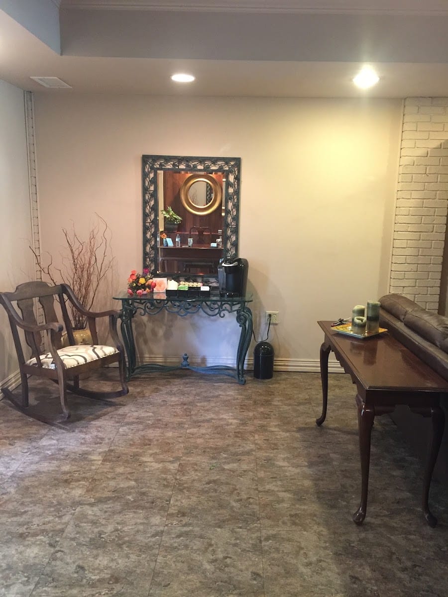 Vance Salon, photo 3