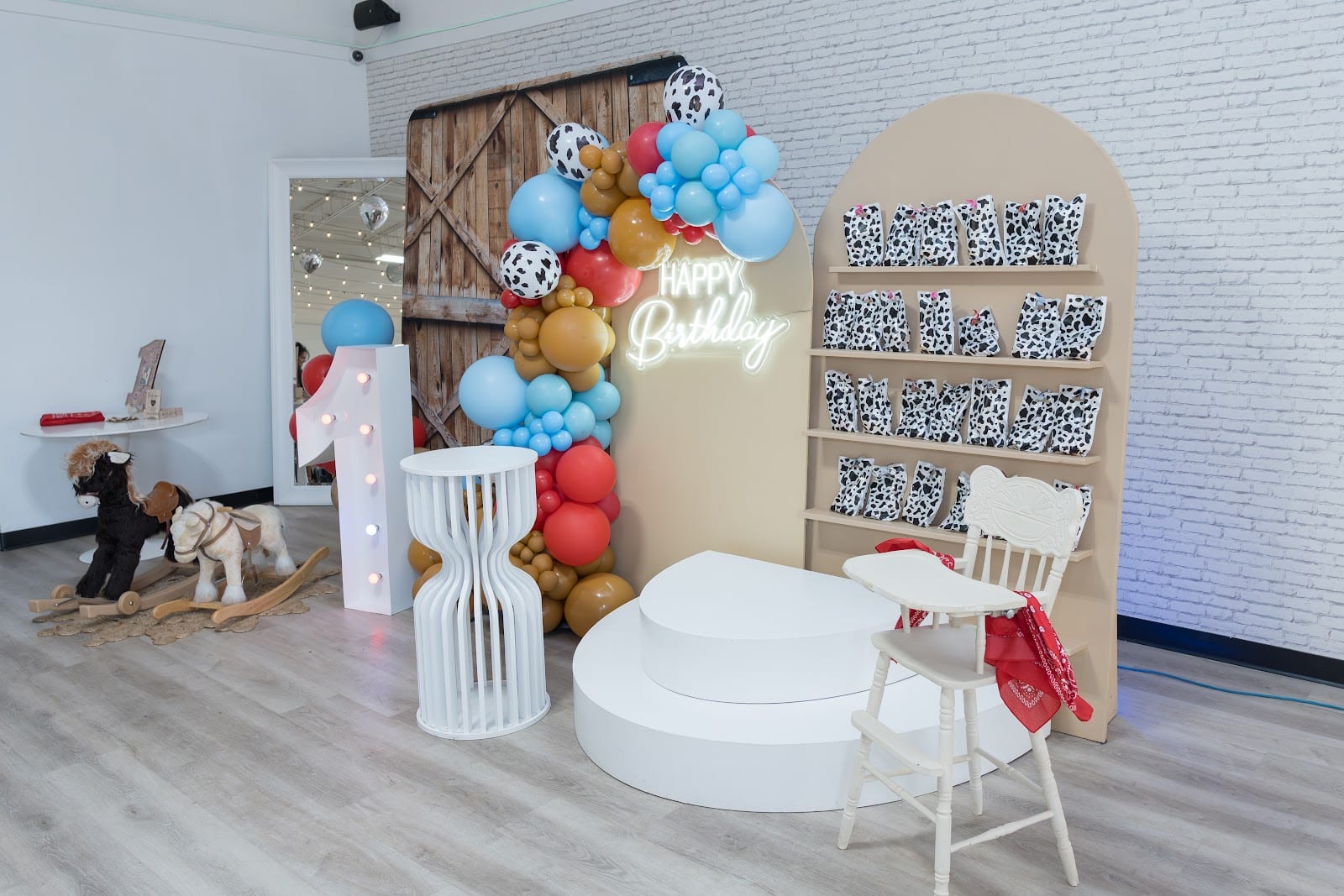 Fiesta Studio, photo 4