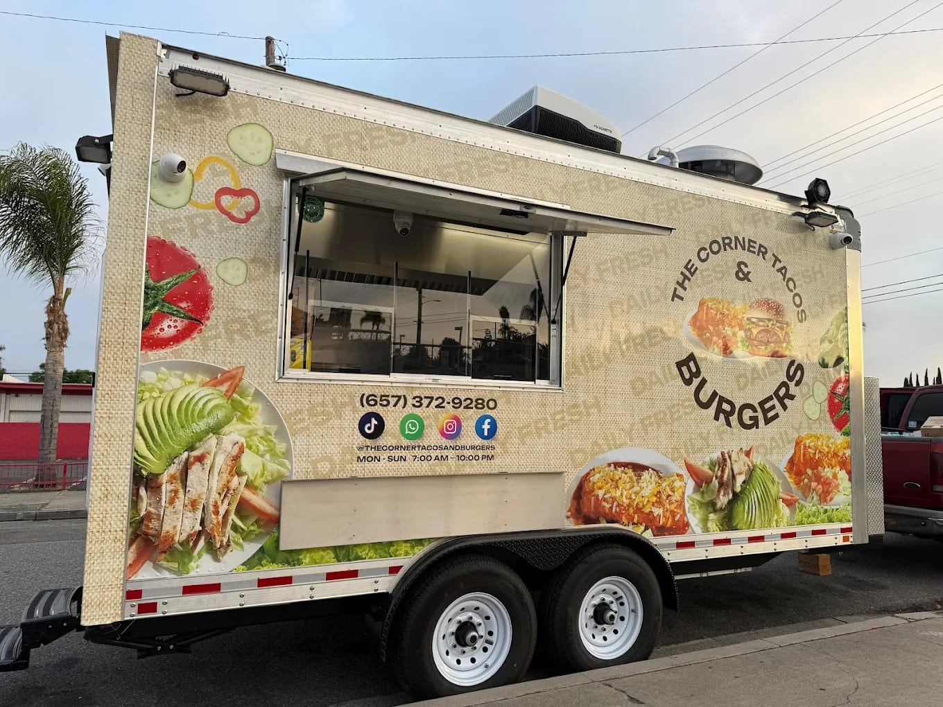 The Corner Tacos and Burger (food truck), photo 4