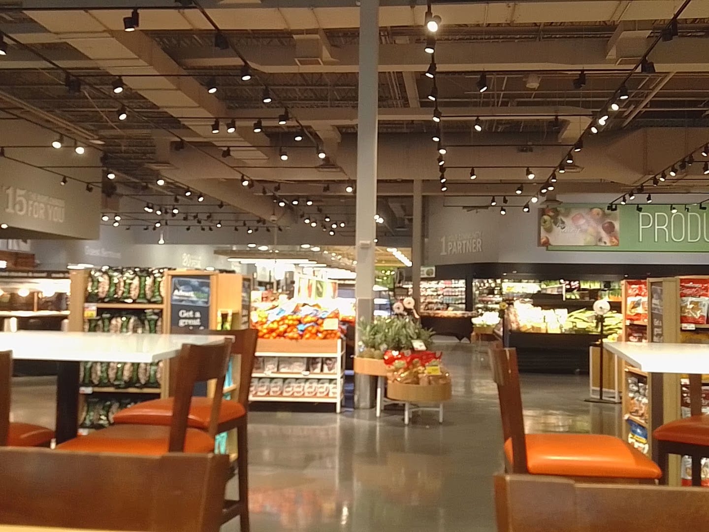 Market 32, photo 4