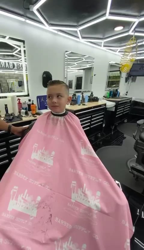 Paisanos Barber Parlor, photo 3