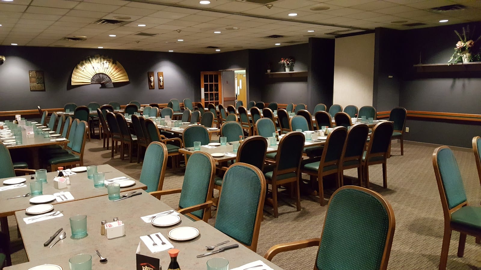 Smilie's Village Restaurant & Bar, photo 3
