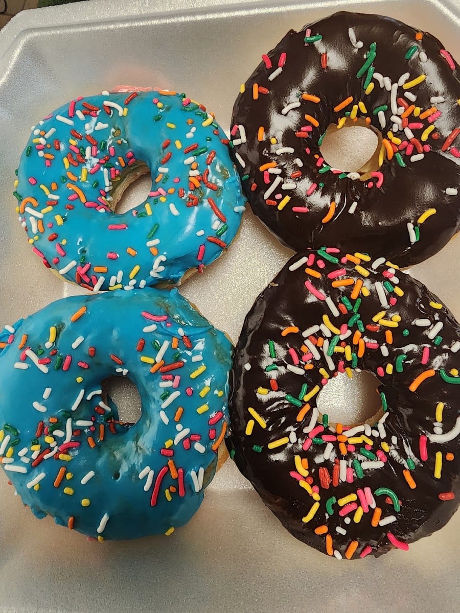 AR Donuts, photo 3